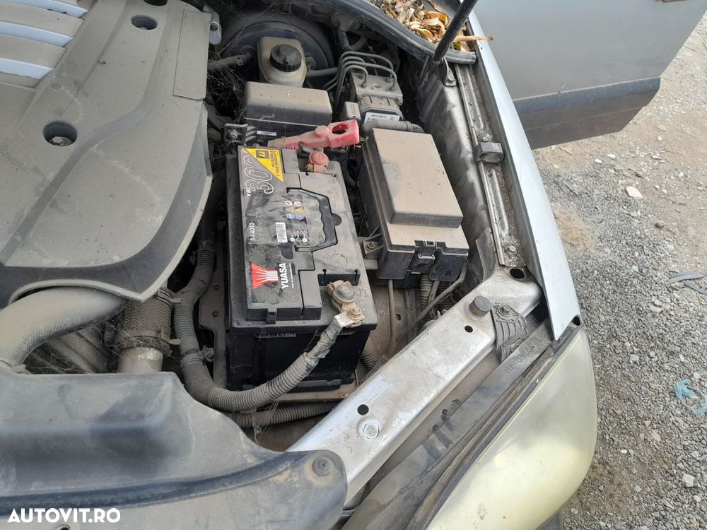 Dezmembrari  Kia SORENTO 1 (JC)  2002  > 0000 2.5 CRDi Motorina - 2