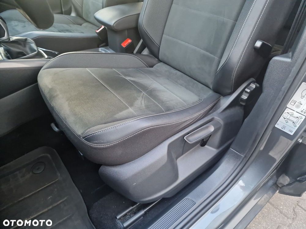 Volkswagen T-Roc 1.5 TSI Style DSG - 14