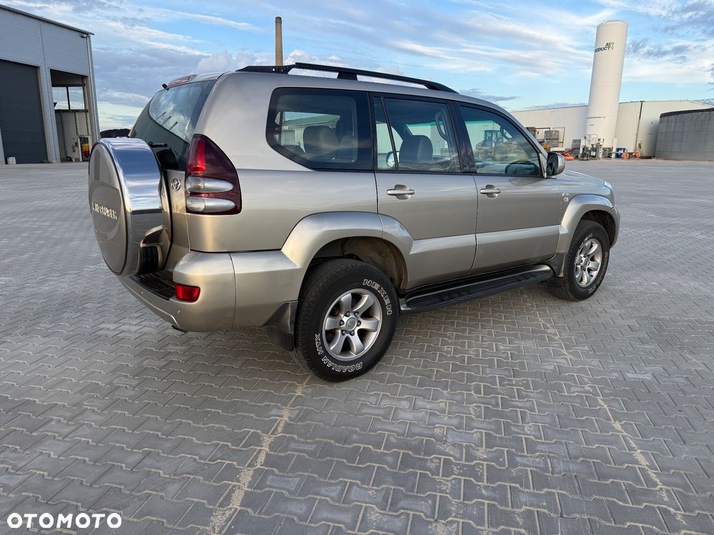 Toyota Land Cruiser 3.0 D Luna Comfort - 5
