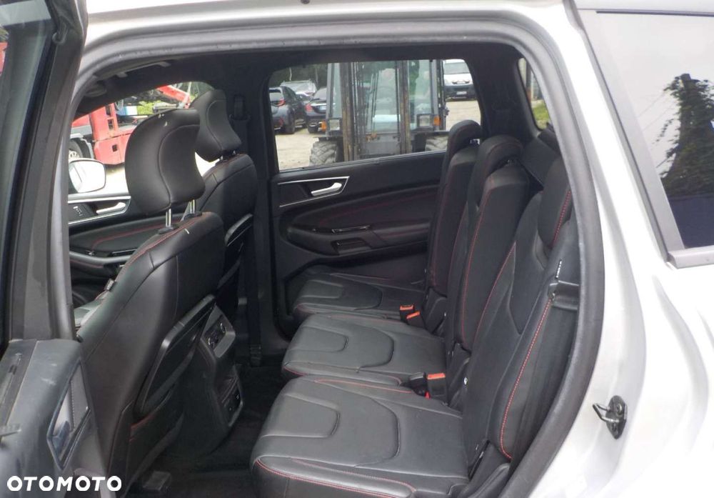 Ford S-Max - 18