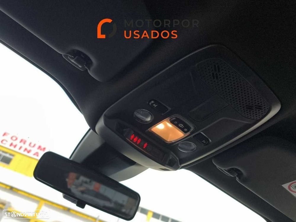 Peugeot 2008 1.2 PureTech Active Pack - 20