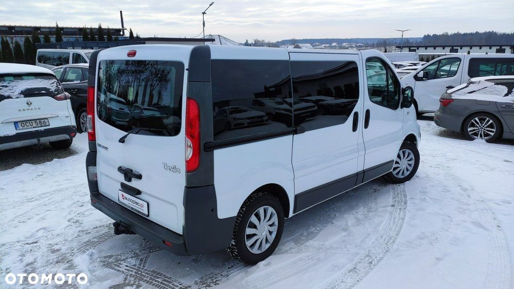 Renault Trafic - 15
