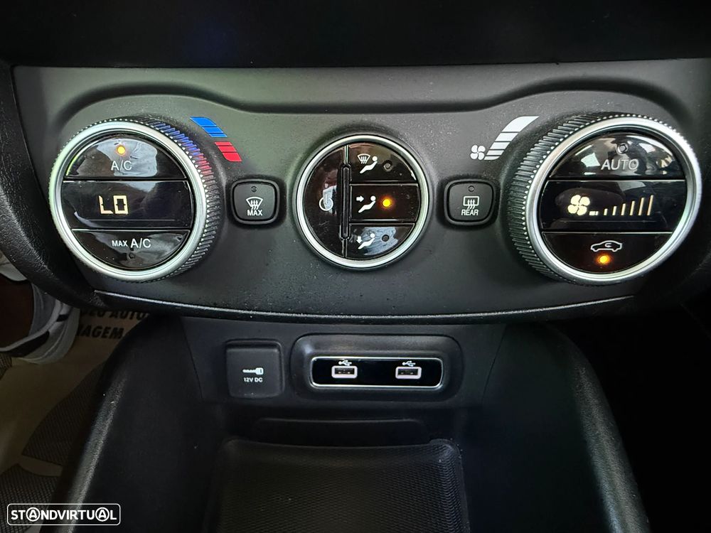 Fiat Tipo 1.3 M-Jet Lounge Tech - 34