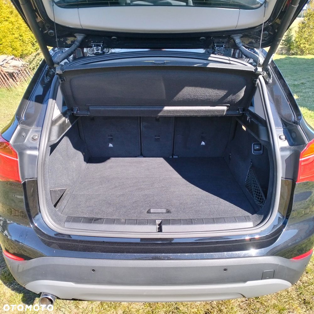 BMW X1 sDrive18d - 15