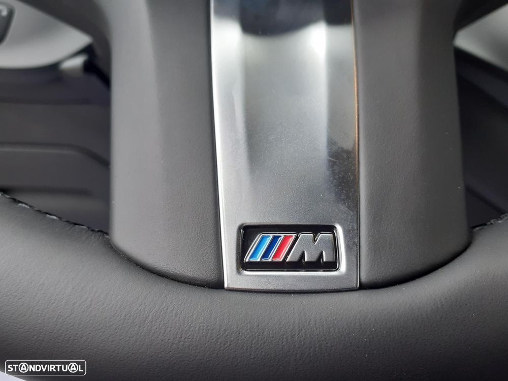 BMW 118 i Pack Desportivo M Auto - 18