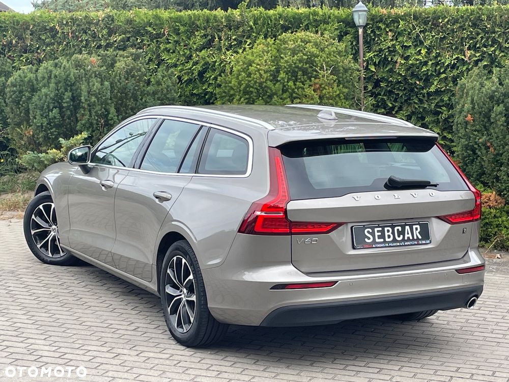 Volvo V60 D3 Drive-E Momentum - 21
