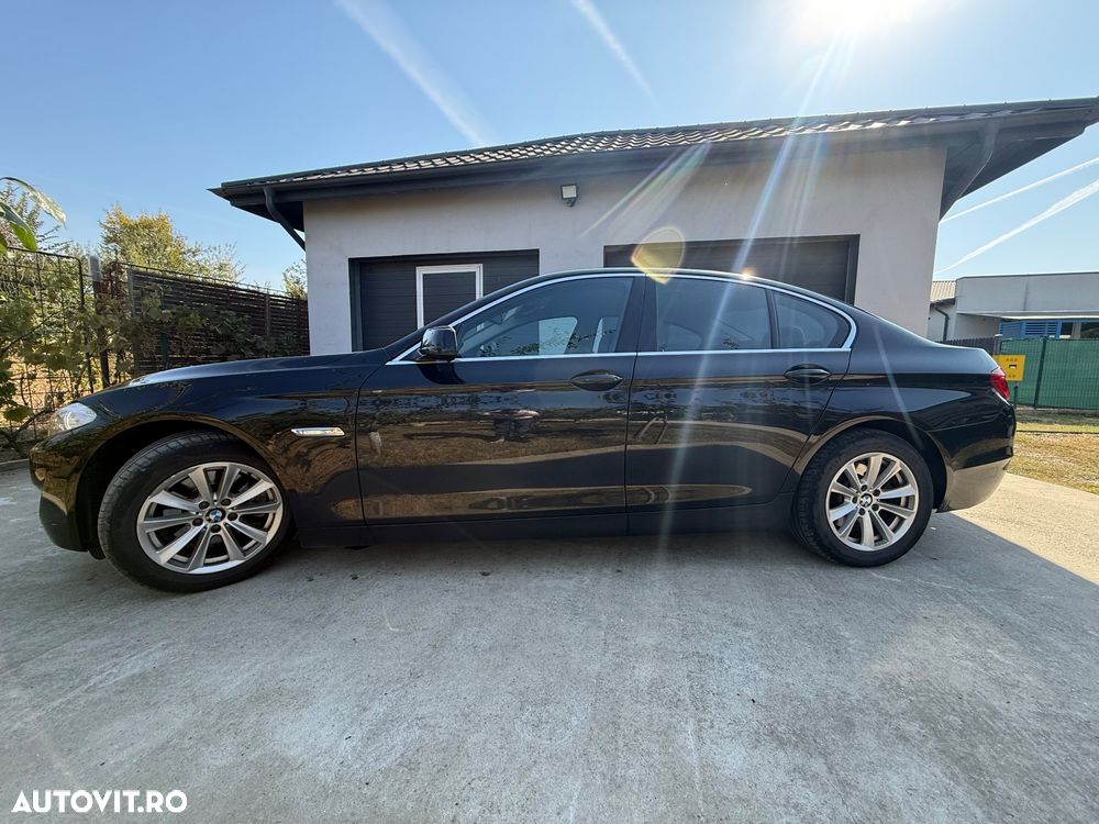 BMW Seria 5 520d Aut. - 24