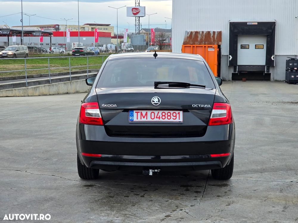 Skoda Octavia 2.0 TDI DSG Ambition - 10