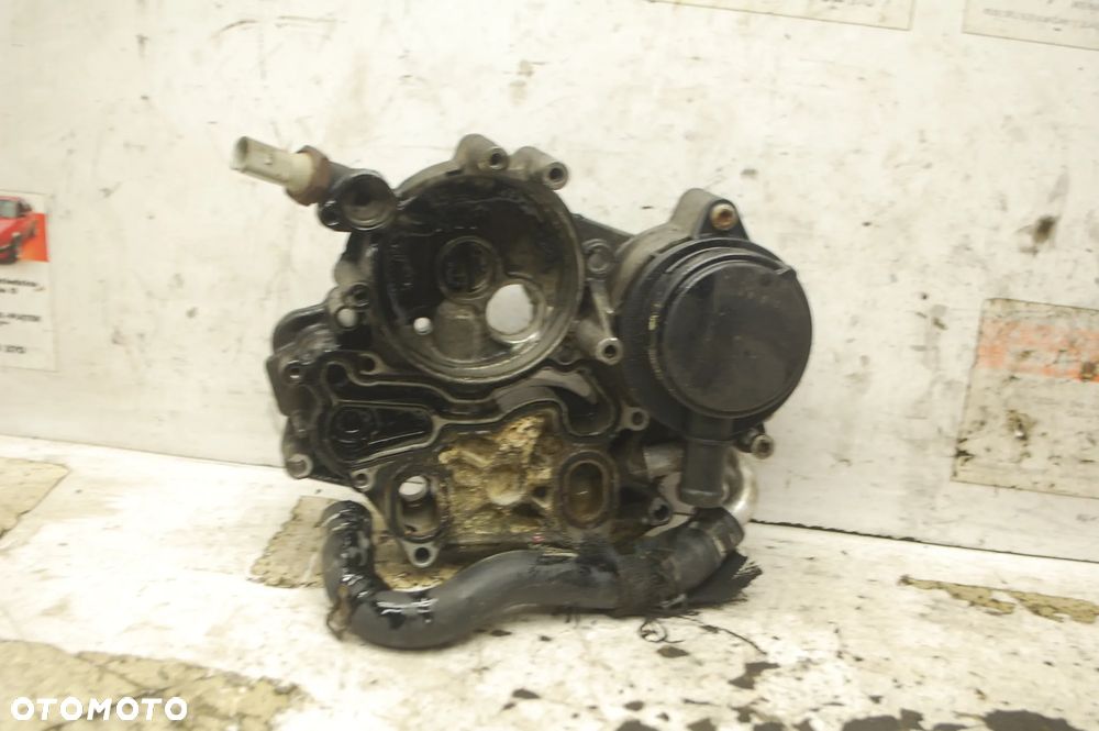 OBUDOWA PODSTAWA FILTRA OLEJU 059115397L 2.7 TDI AUDI A6 C6 3.0 TDI - 2