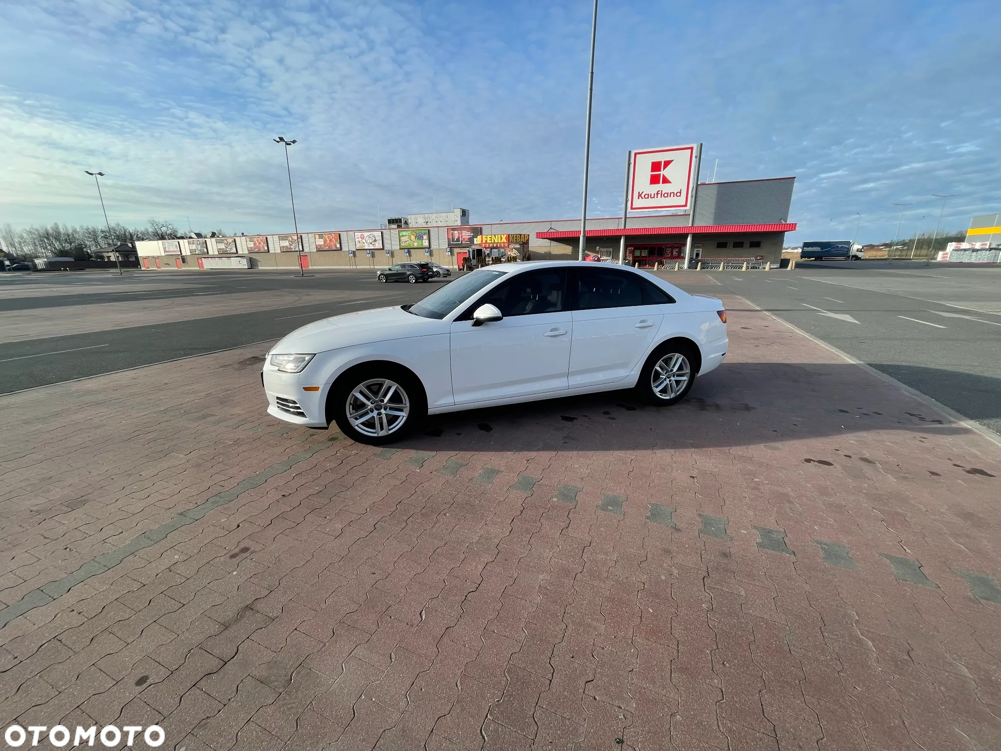Audi A4 2.0 TFSI ultra S tronic - 7