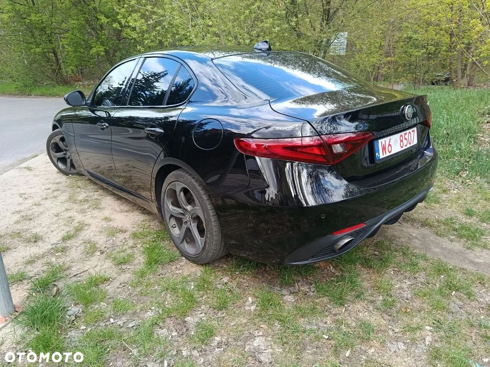 Alfa Romeo Giulia 2.0 Turbo 16V AT8-Q4 Sprint - 4