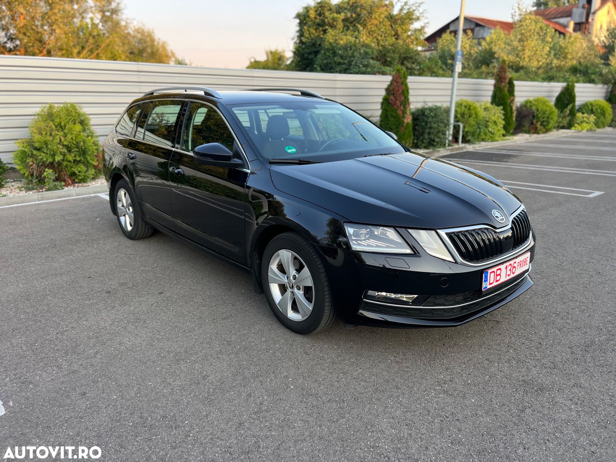 Skoda Octavia 2.0 TDI DSG Style - 1