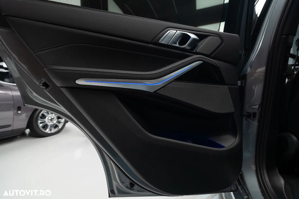 BMW X5 xDrive30d - 29