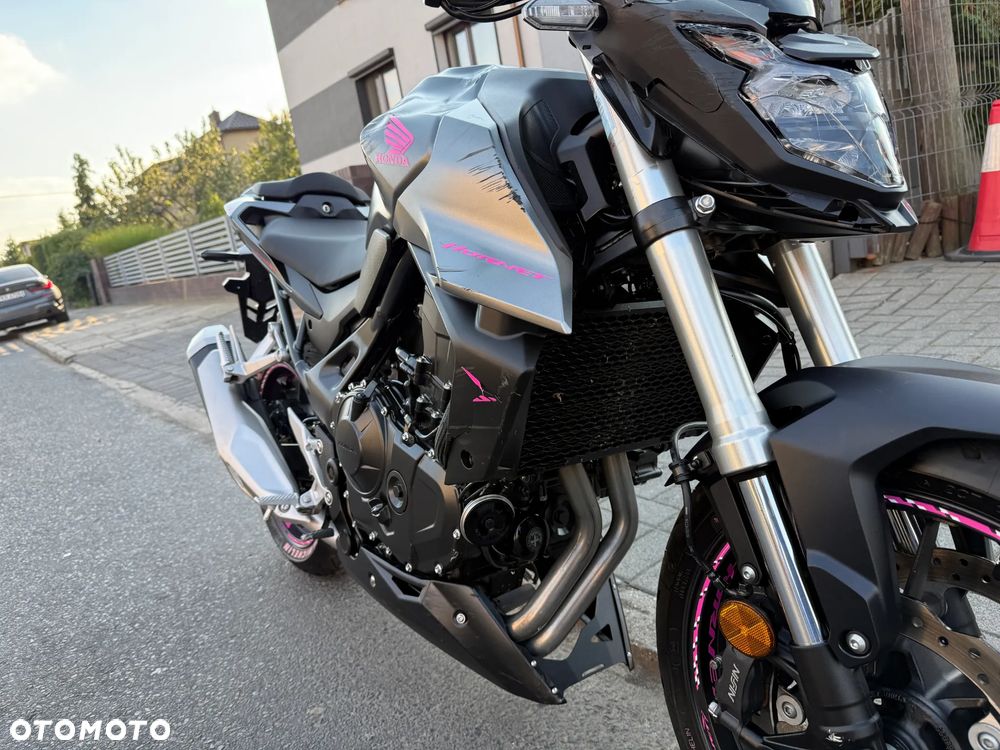 Honda Hornet - 26