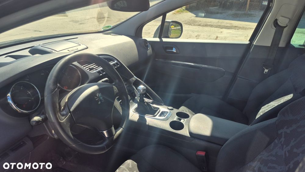 Peugeot 3008 2.0 HDi Active - 12