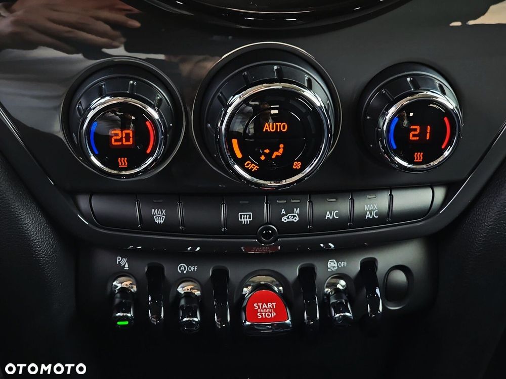 MINI Countryman One D - 29