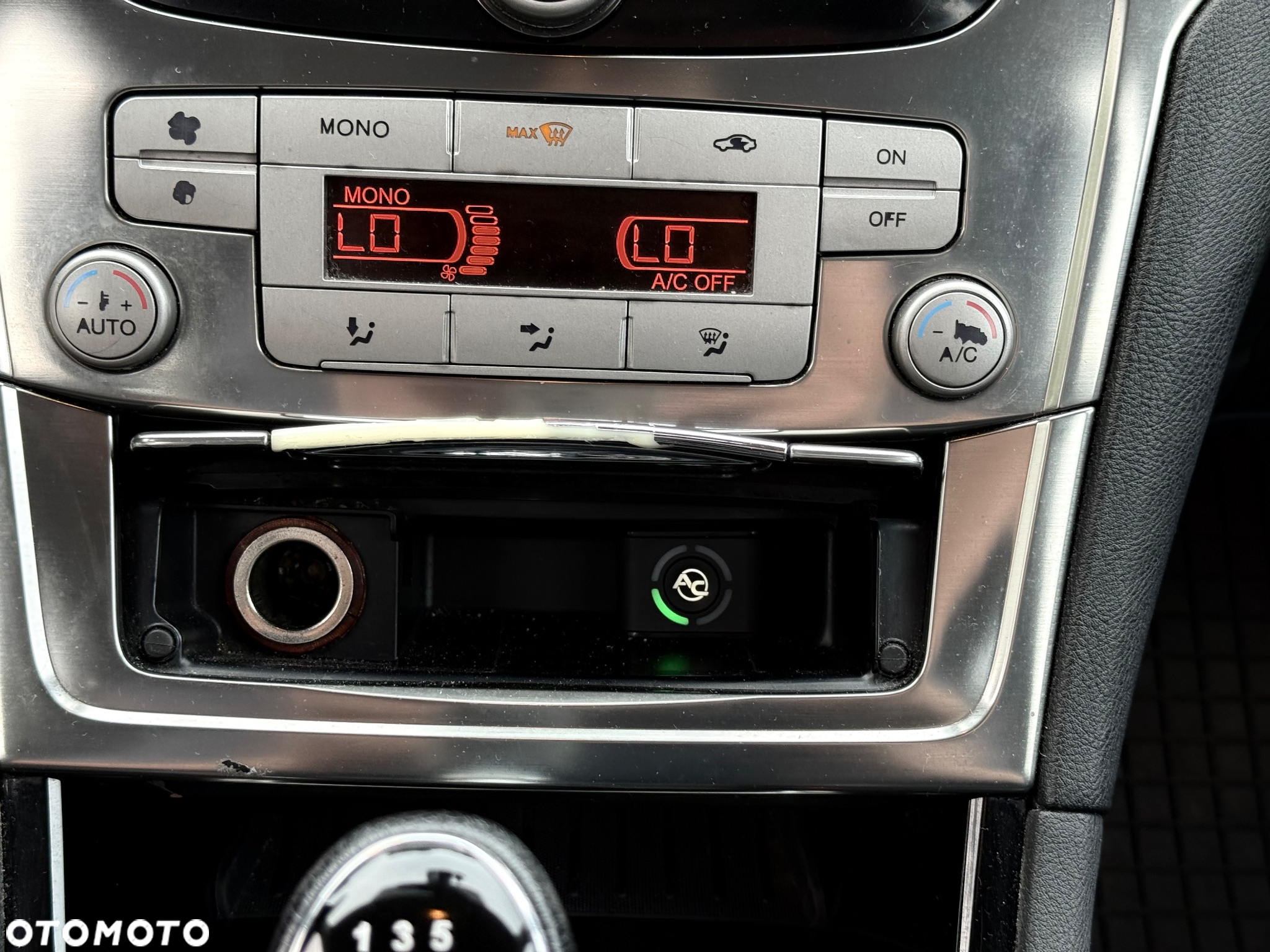 Ford Mondeo 2.5 Titanium X - 13