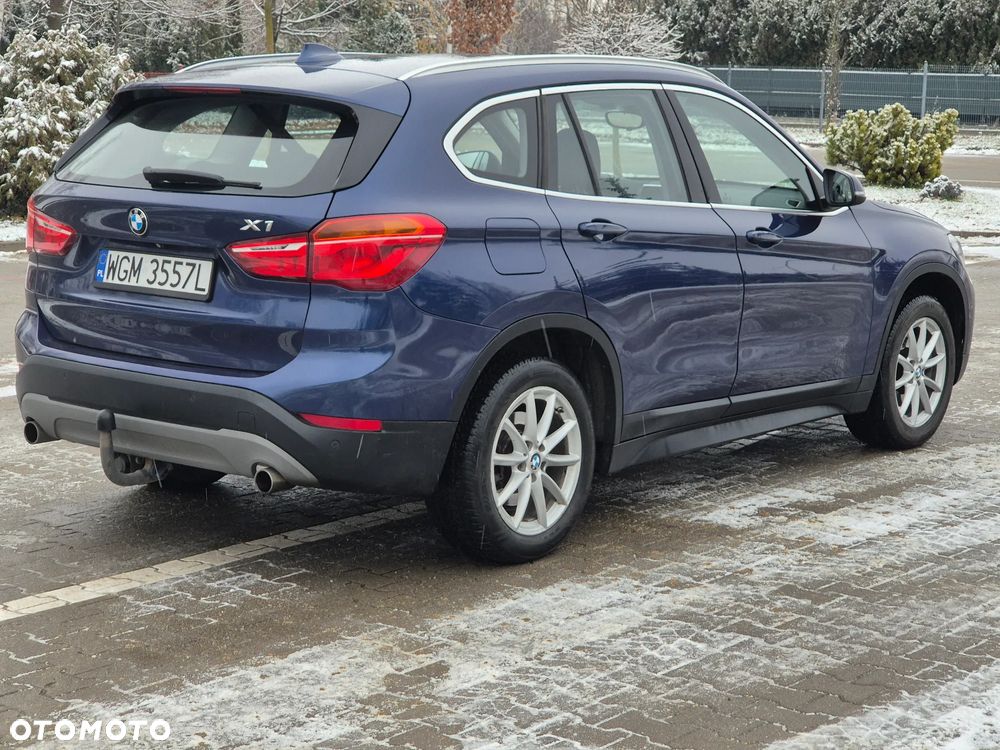 BMW X1 xDrive20d - 4