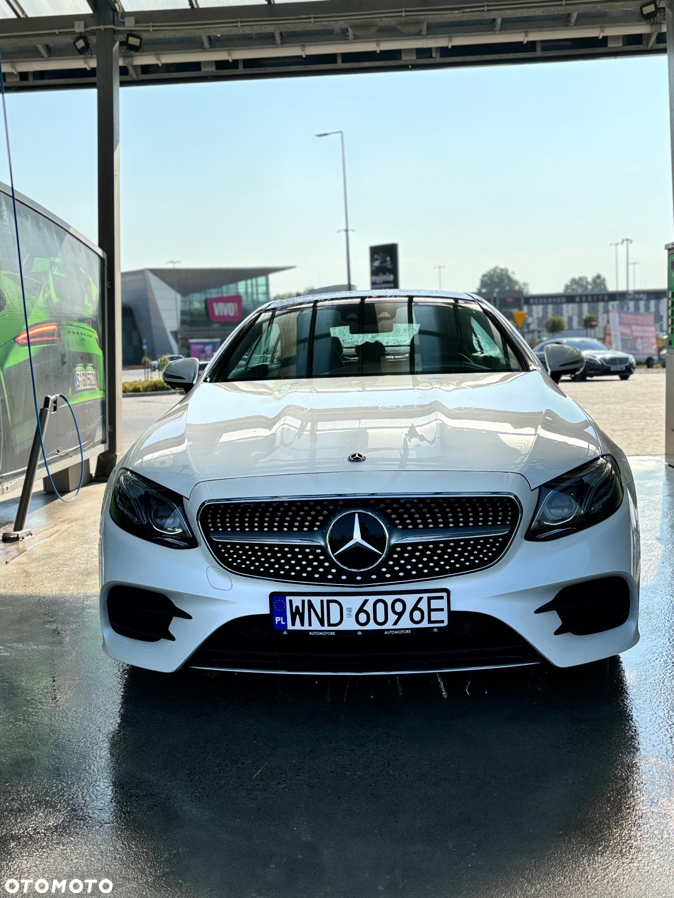 Mercedes-Benz Klasa E 350 d Coupe 4-Matic 9G-TRONIC - 4