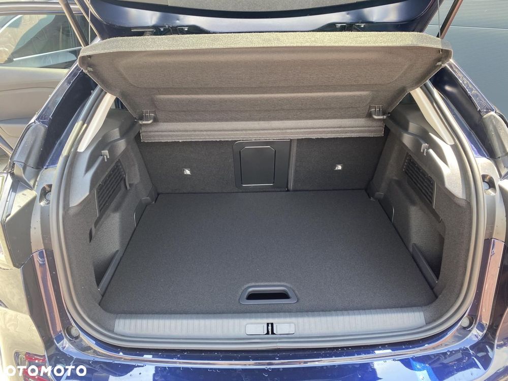 Citroën C4 1.2 mHEV Max eDCT6 - 8