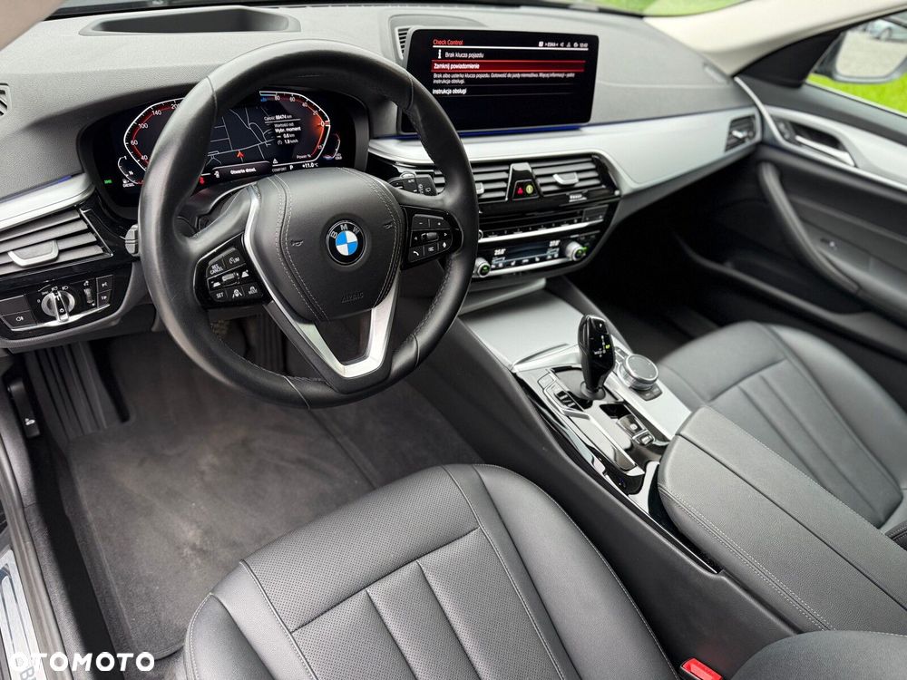 BMW Seria 5 - 22