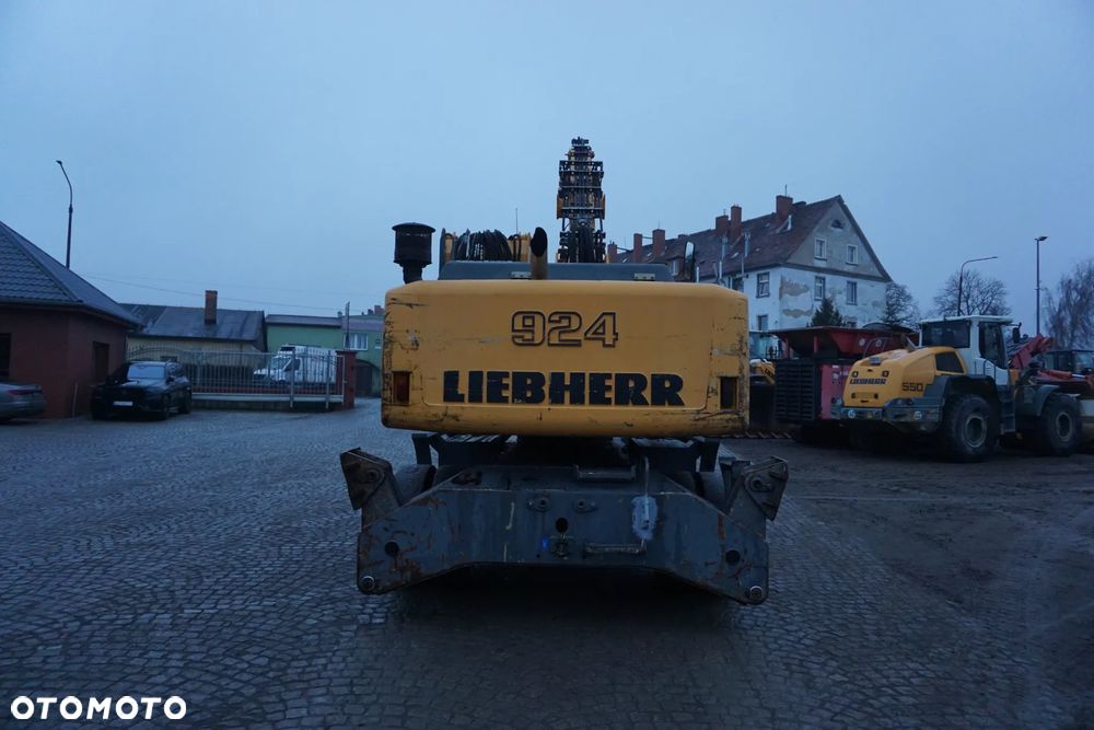 Liebherr A 924C - 5
