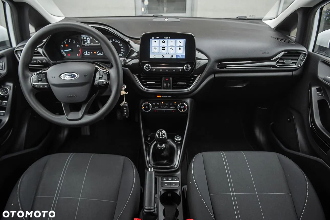 Ford Fiesta - 30