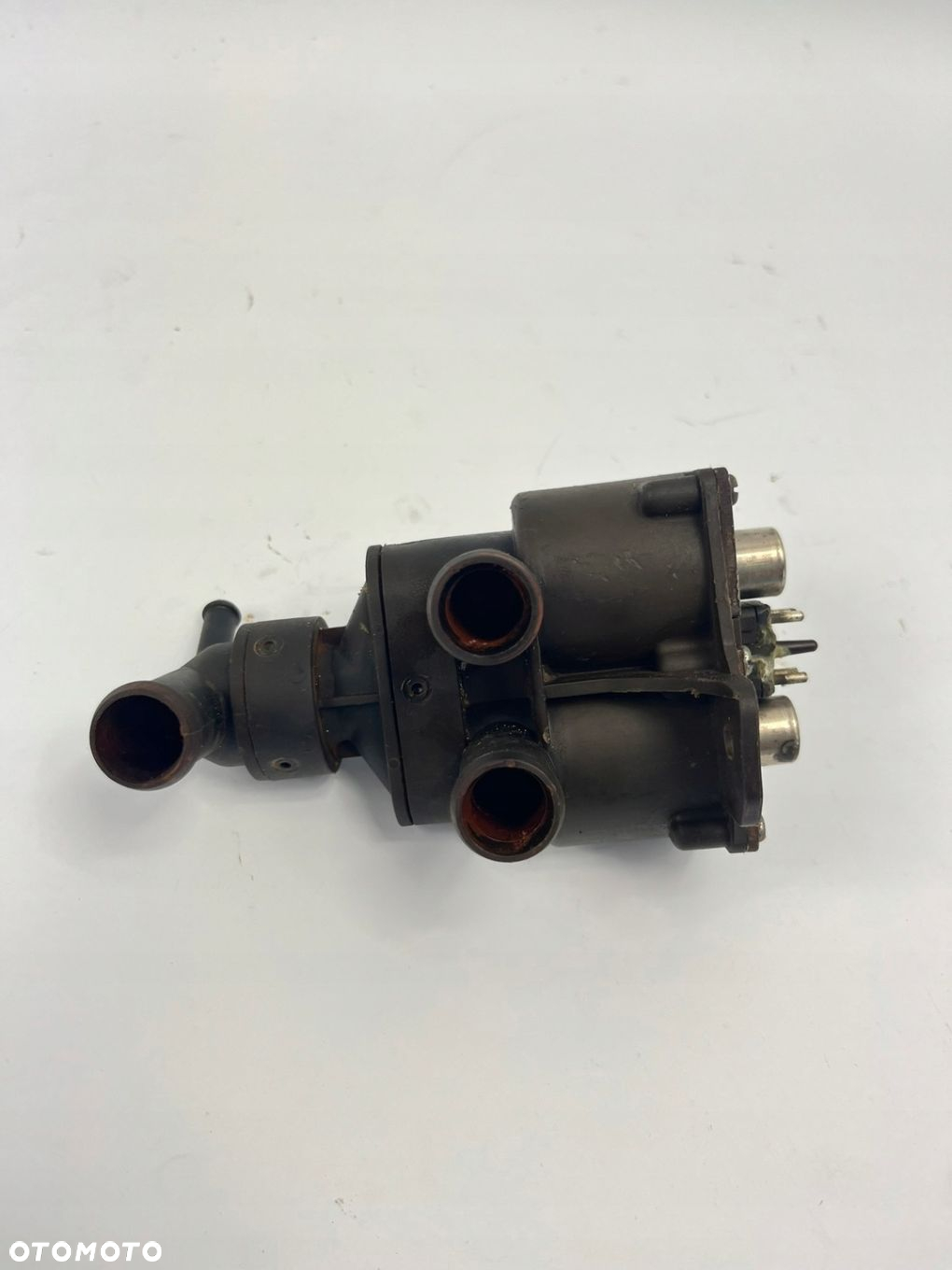 ZAWÓR OGRZEWANIA MERCEDES W126 C126 SE SEL SEC 0008303884 1147412011 - 11