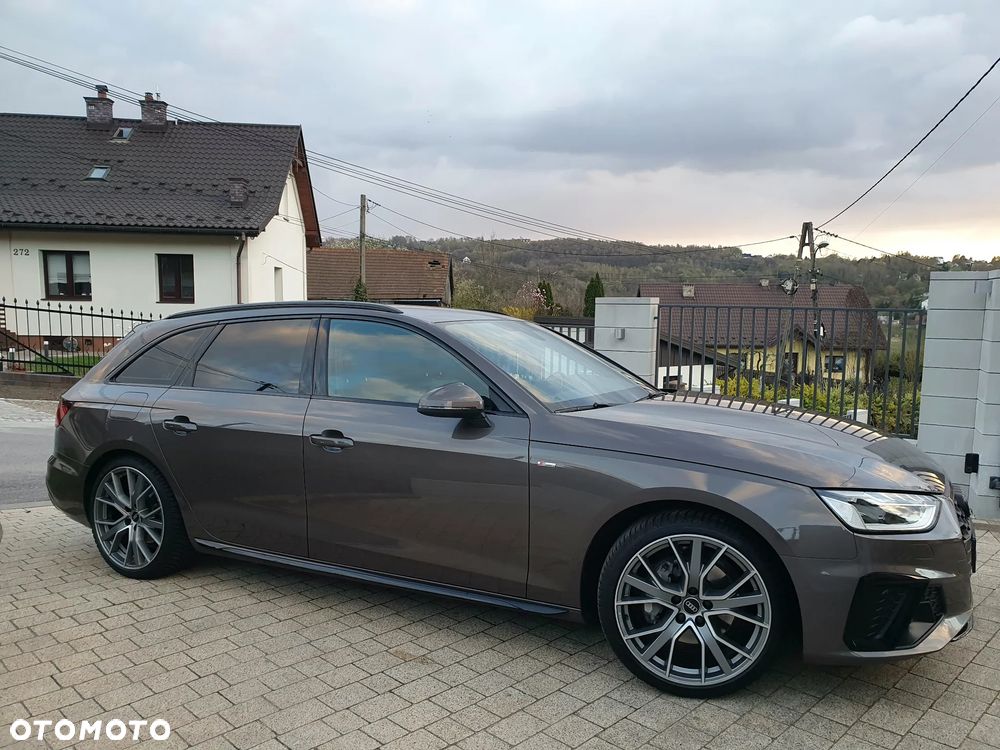 Audi A4 Avant 40 TDI quattro S tronic S line - 35