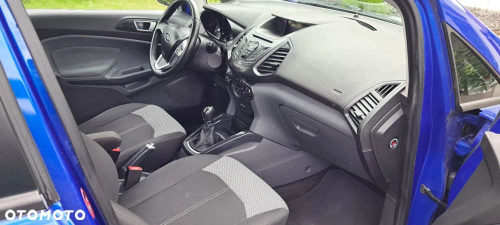 Ford EcoSport 1.5 TDCi TITANIUM - 9