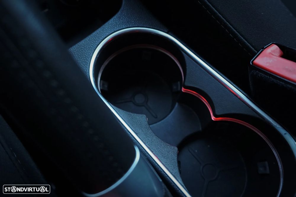 Ford Fiesta 1.5 TDCi Titanium - 32