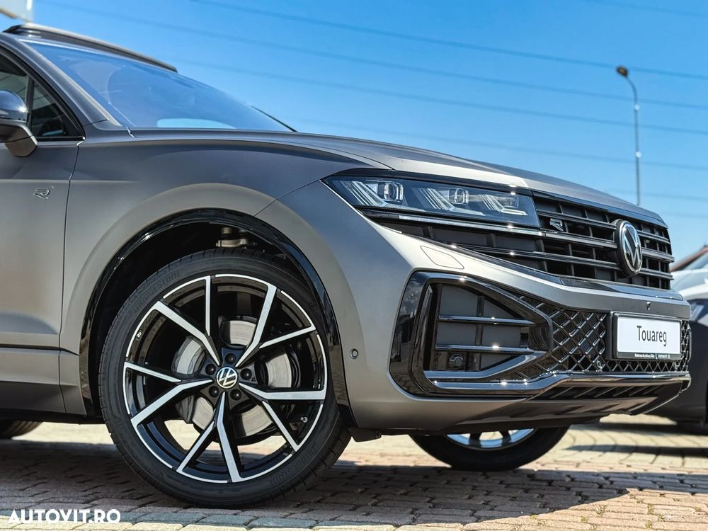 Volkswagen Touareg V6 TDI 4MOTION R-Line - 32