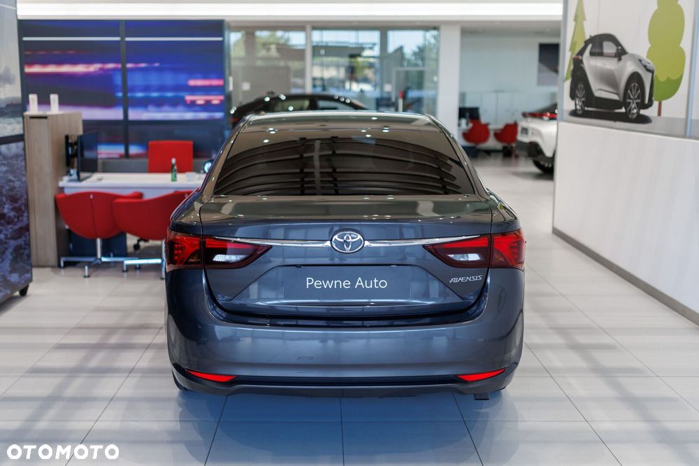 Toyota Avensis 2.0 D-4D Premium - 5