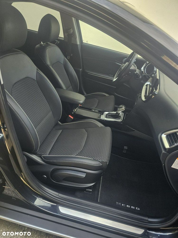 Kia XCeed - 12