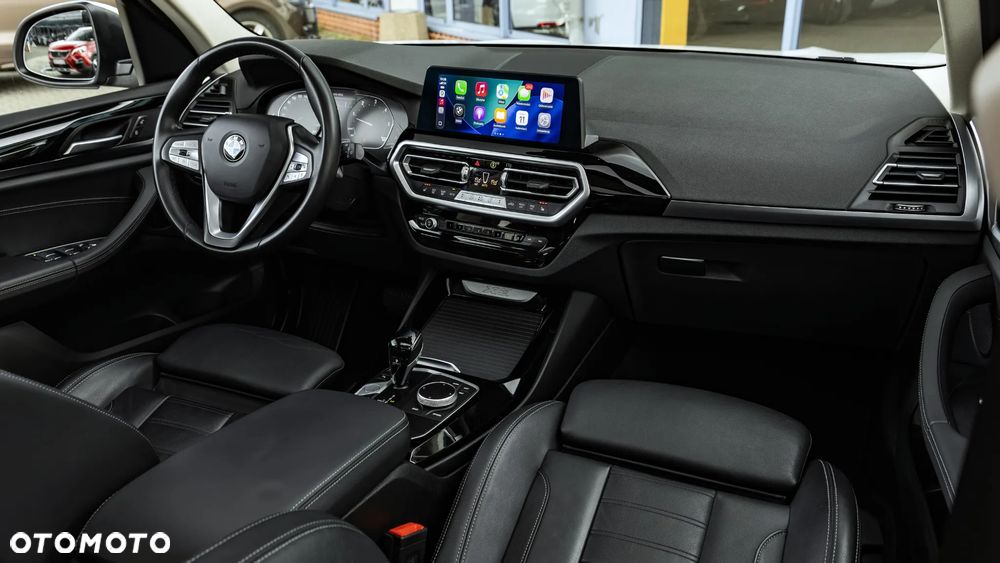 BMW X3 sDrive18d sport - 25