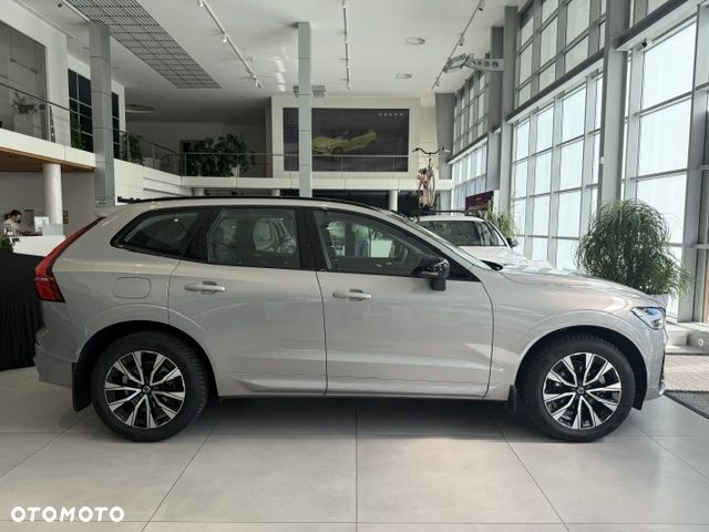 Volvo XC 60 B5 B AWD Plus Dark - 9