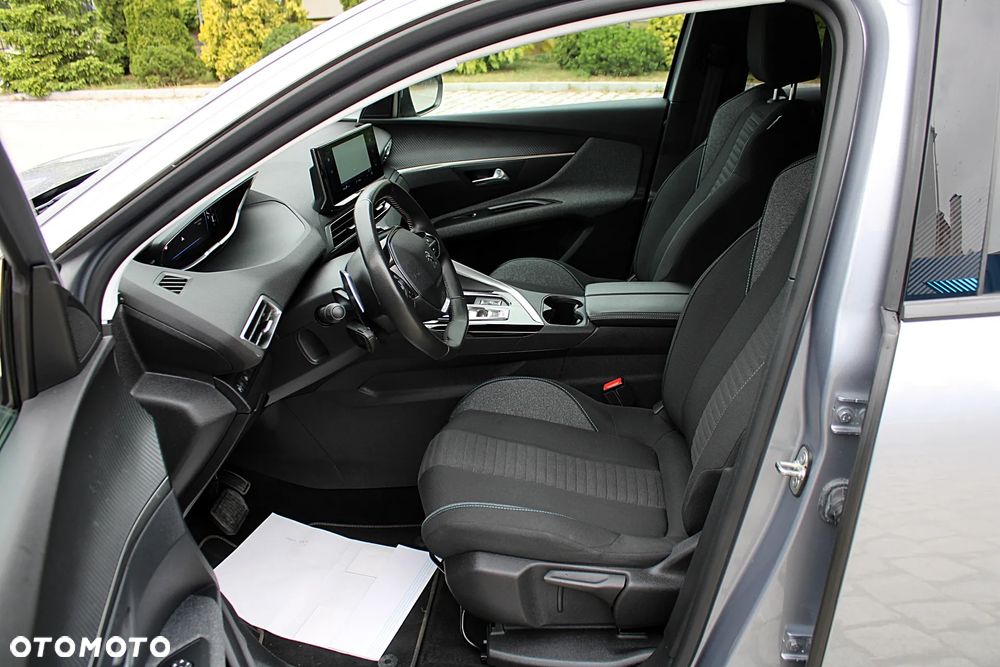Peugeot 3008 - 17