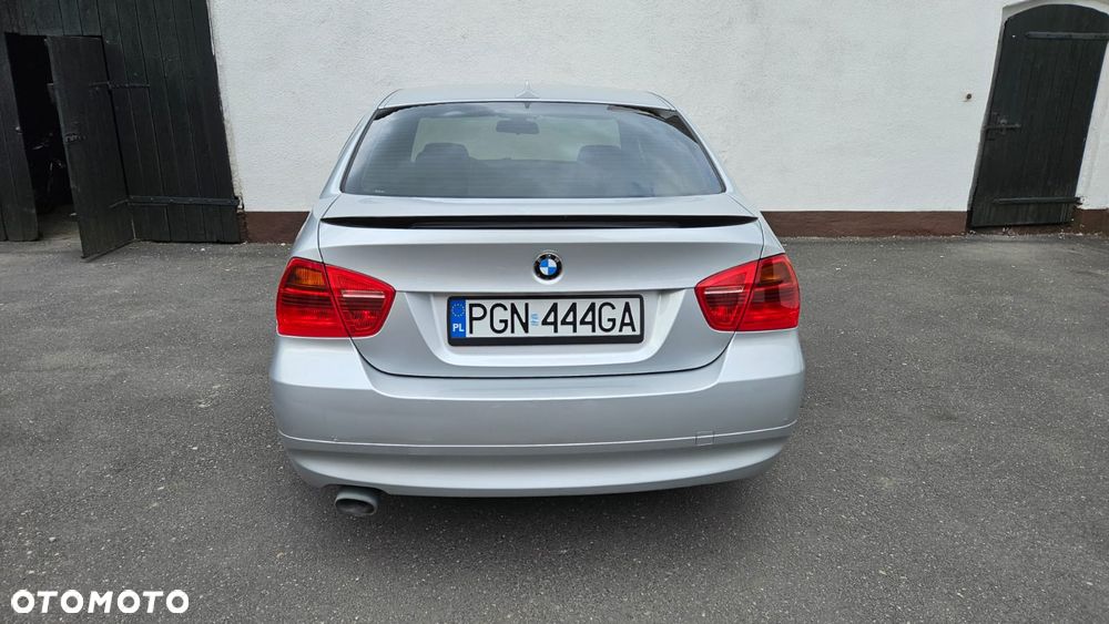 BMW Seria 3 - 2