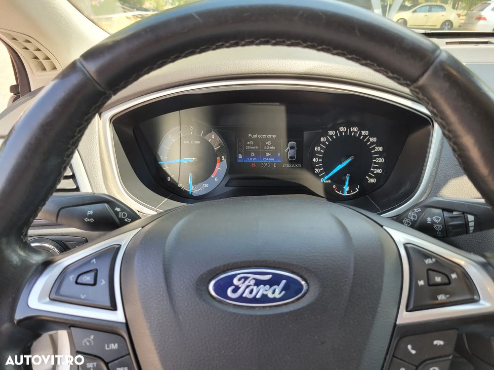Ford Mondeo 2.0 TDCi Business - 11