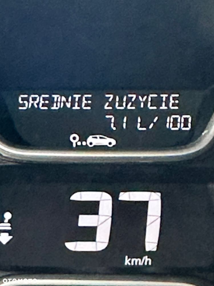 Renault Trafic Grand 1.6 dCi - 28