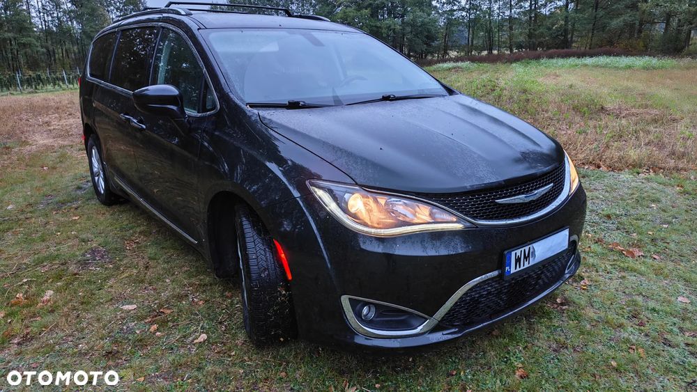 Chrysler Pacifica 2018 photo 4