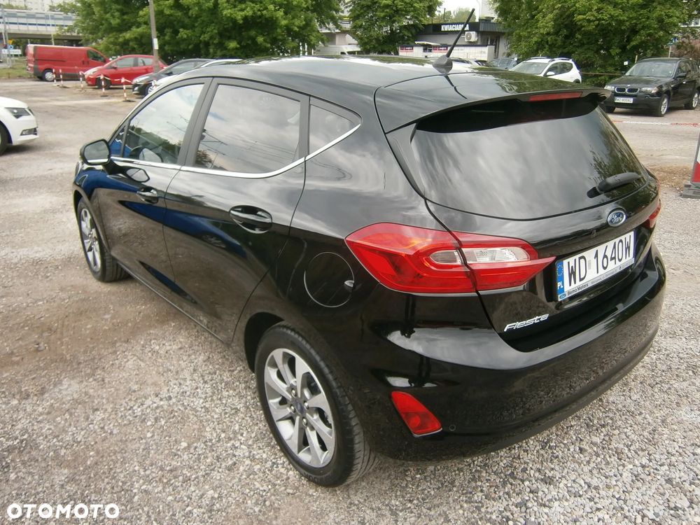 Ford Fiesta 1.0 EcoBoost S&S TITANIUM X - 4