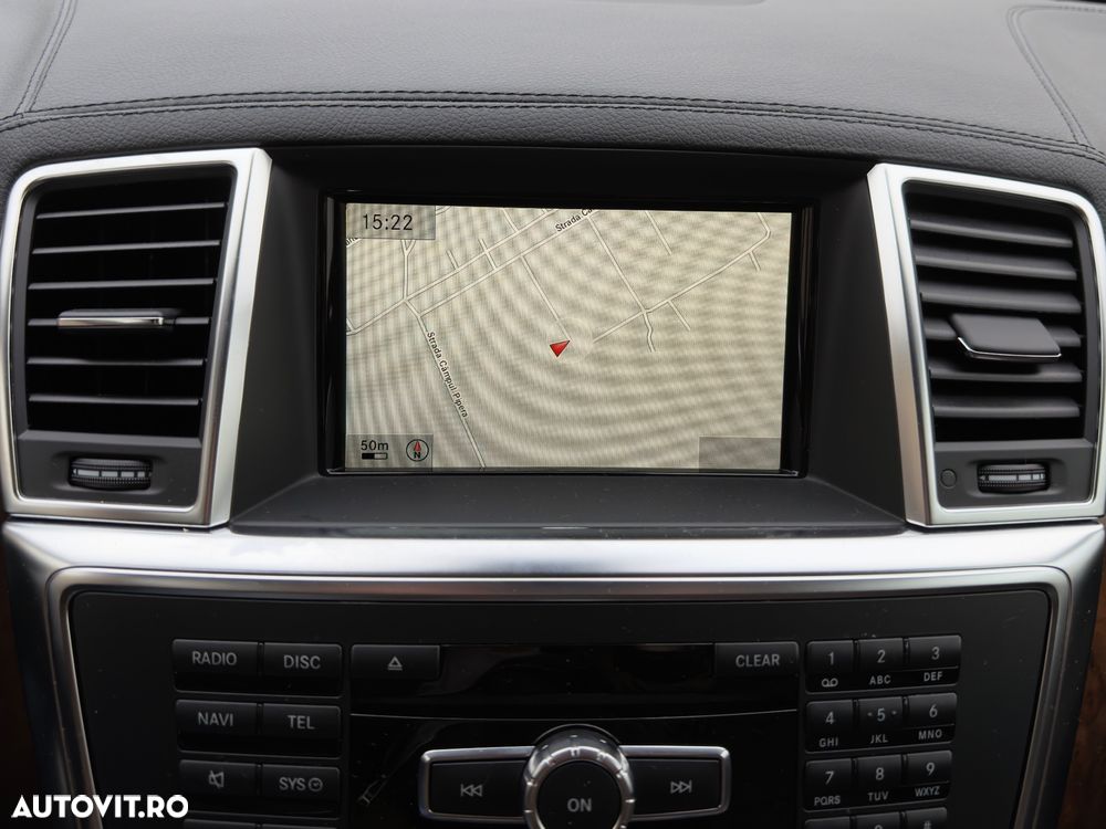 Mercedes-Benz GL - 29