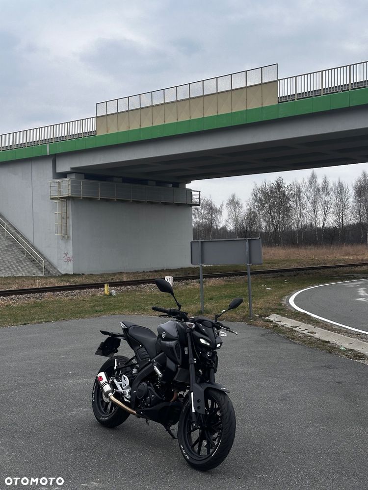 Yamaha MT - 8
