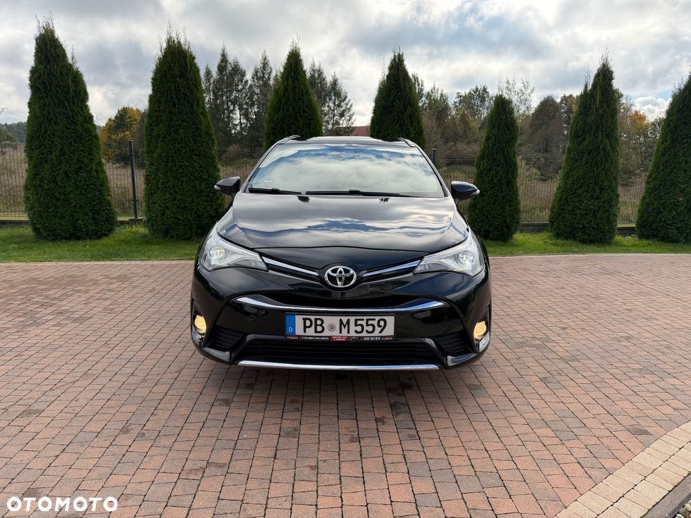 Toyota Avensis 2017 photo 3