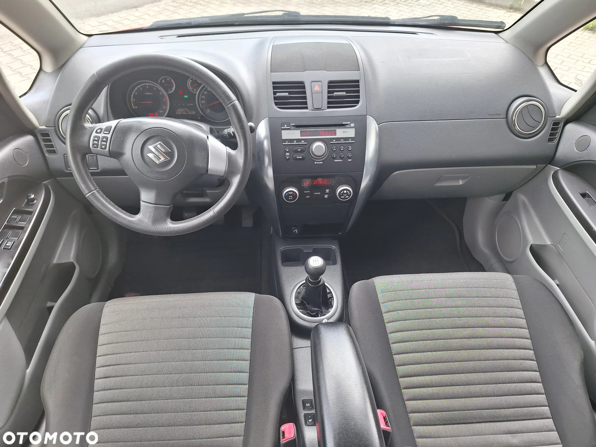 Suzuki SX4 1.6 Comfort Plus 4WD - 8