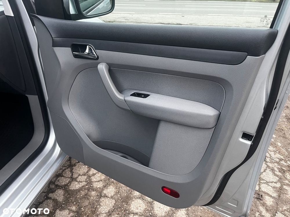 Volkswagen Caddy 1.6 Life Style (5-Si.) - 15