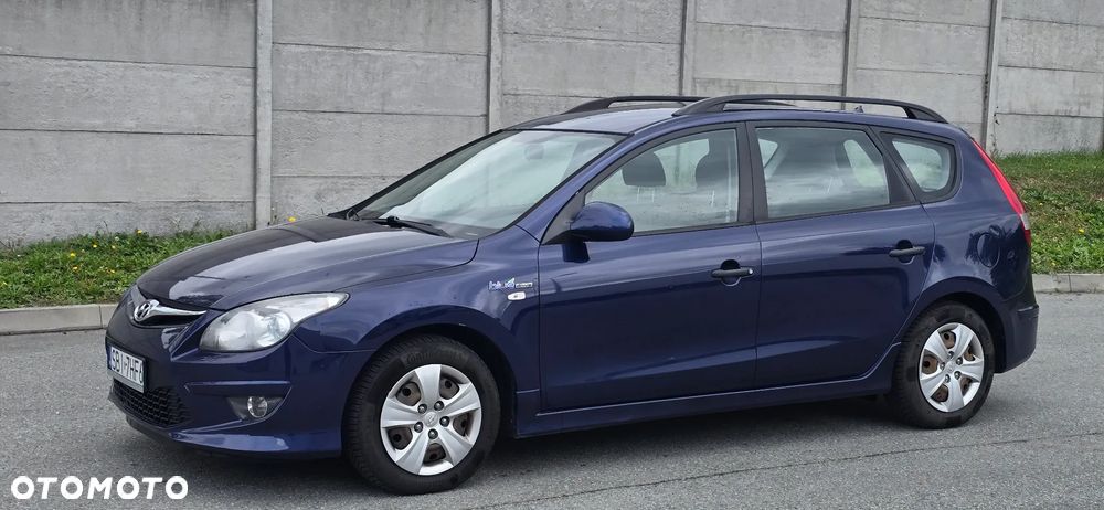 Hyundai i30 1.6 Classic + - 12