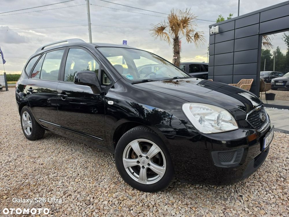 Kia Carens - 6