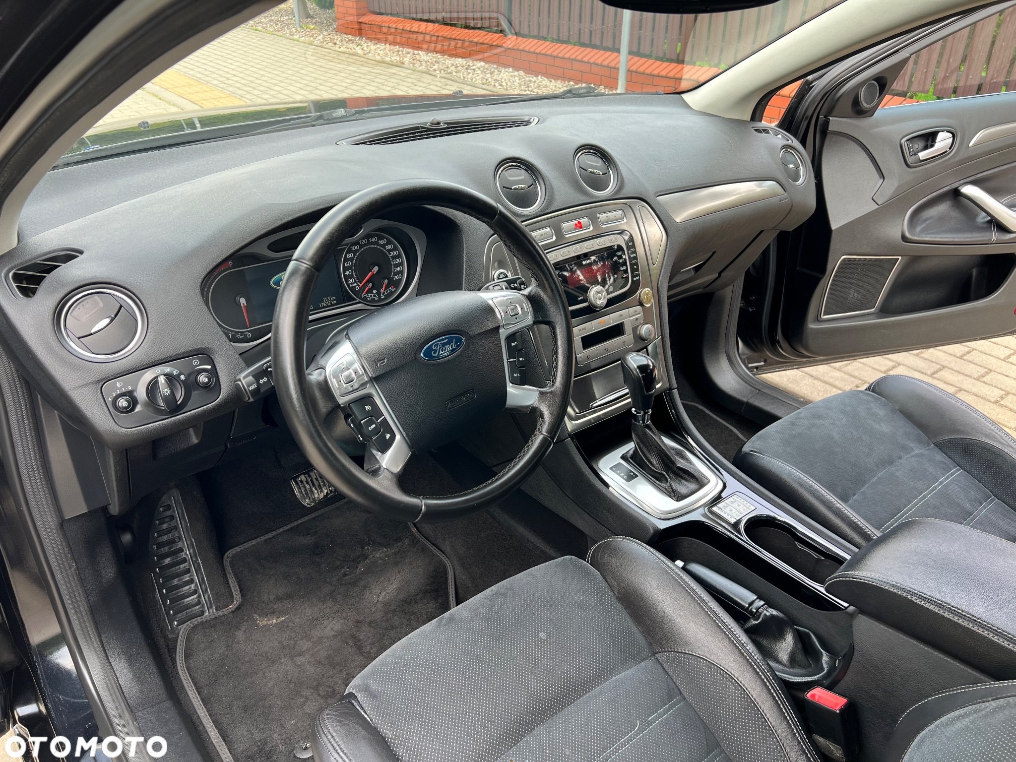Ford Mondeo 2.0 TDCi Titanium X - 28
